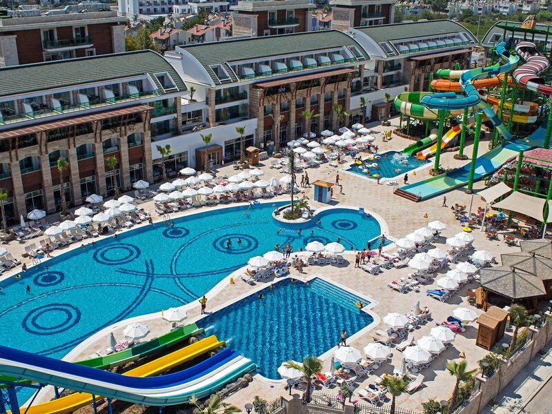 Crystal Waterworld Resort & Spa